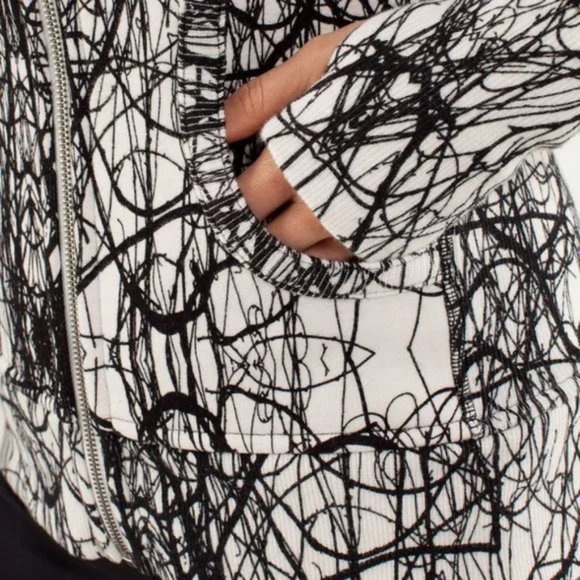 Lululemon Scuba Hoodie black white scribble print Size 6 - Picture 9 of 15